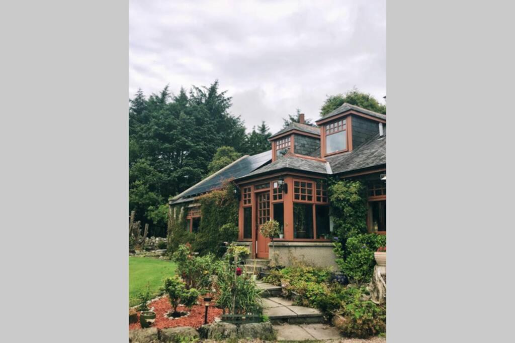 Serene Countryside Home With Manicured Gardens 스톤하븐 외부 사진